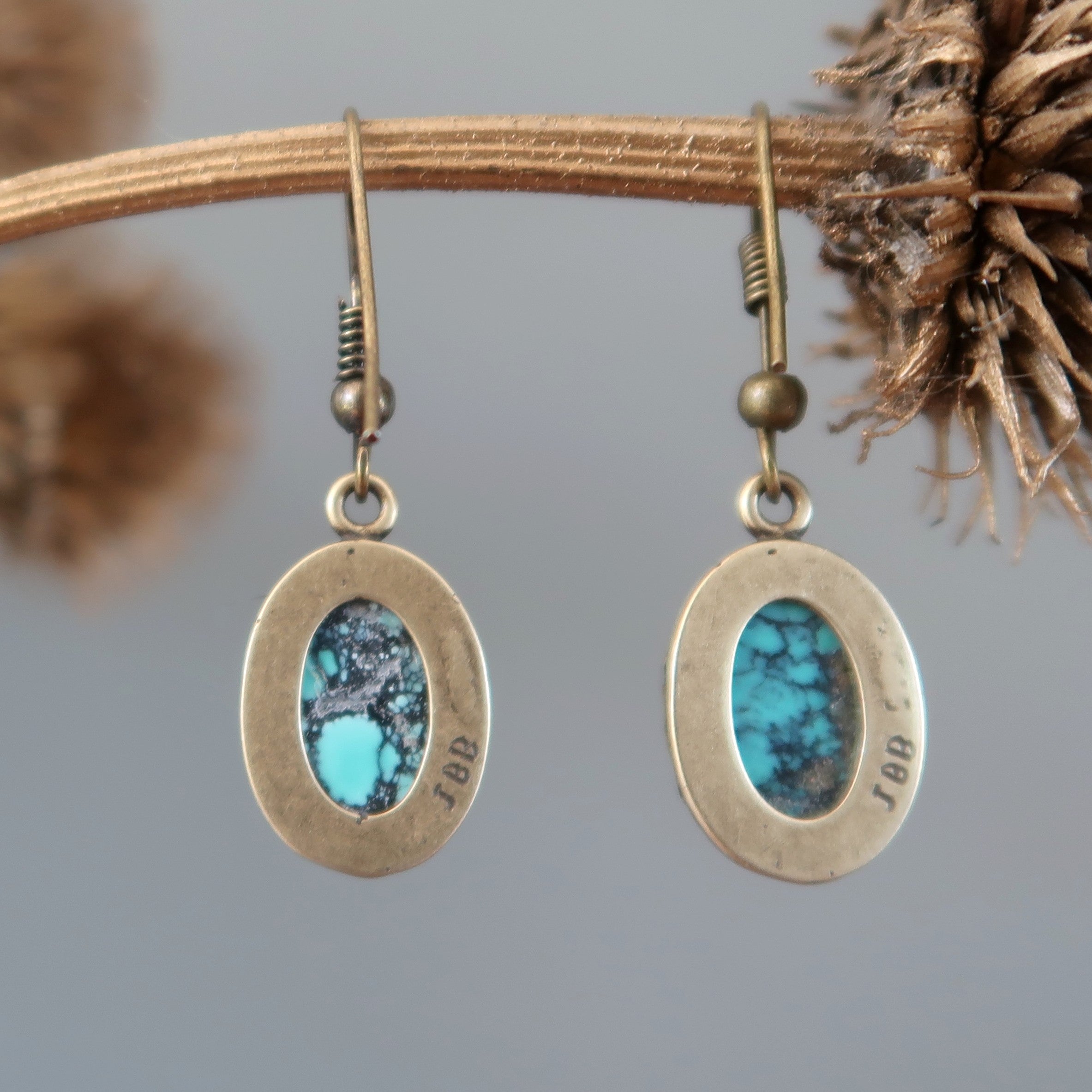 Boucles d'oreilles turquoise Pierres précieuses de la Terre et du Ciel Feuille vieillie