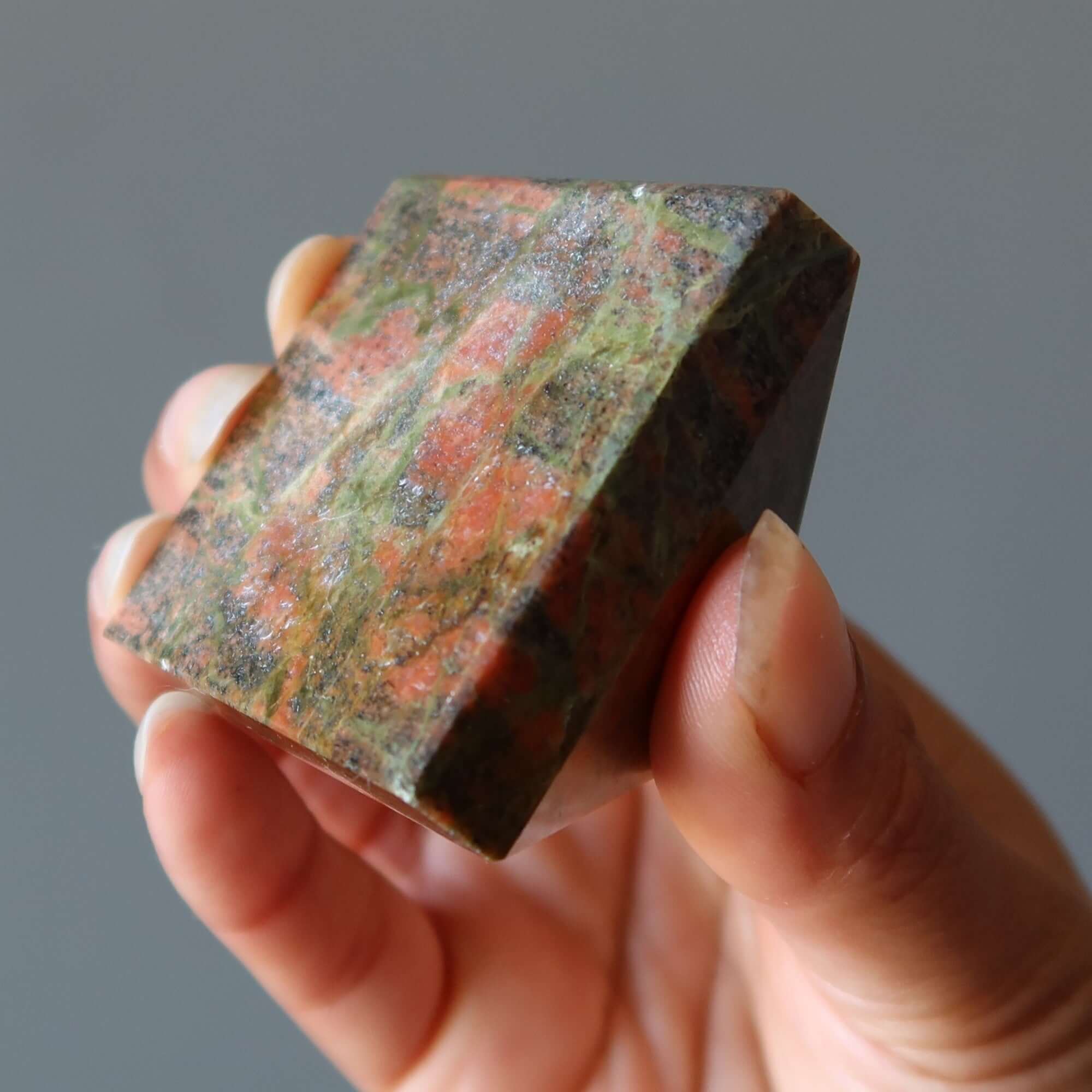Pyramide Unakite Cristal Rose Vert Créateur Suprême