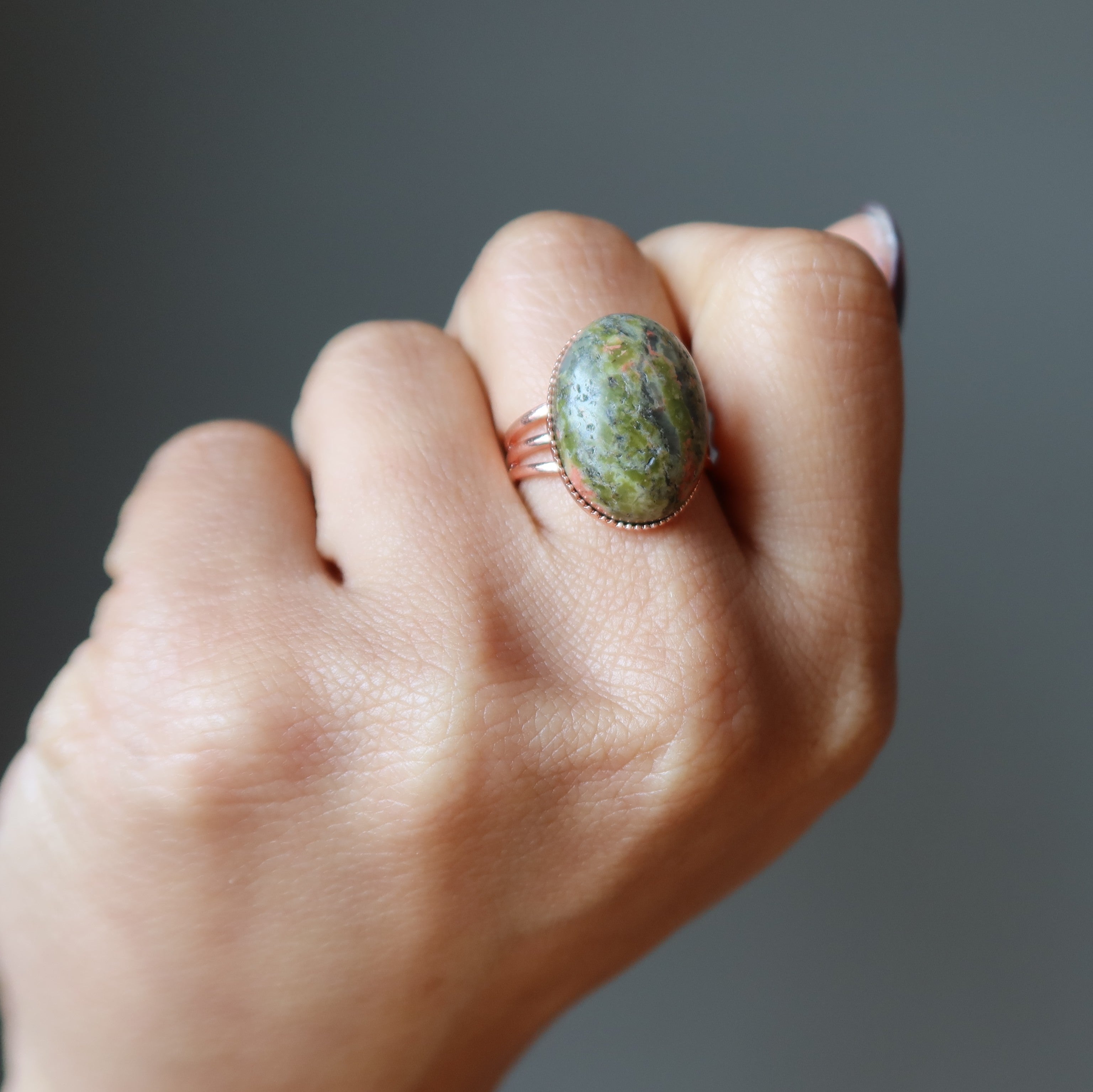 Bague Unakite Chêne Puissant Cristal Cuivre Réglable