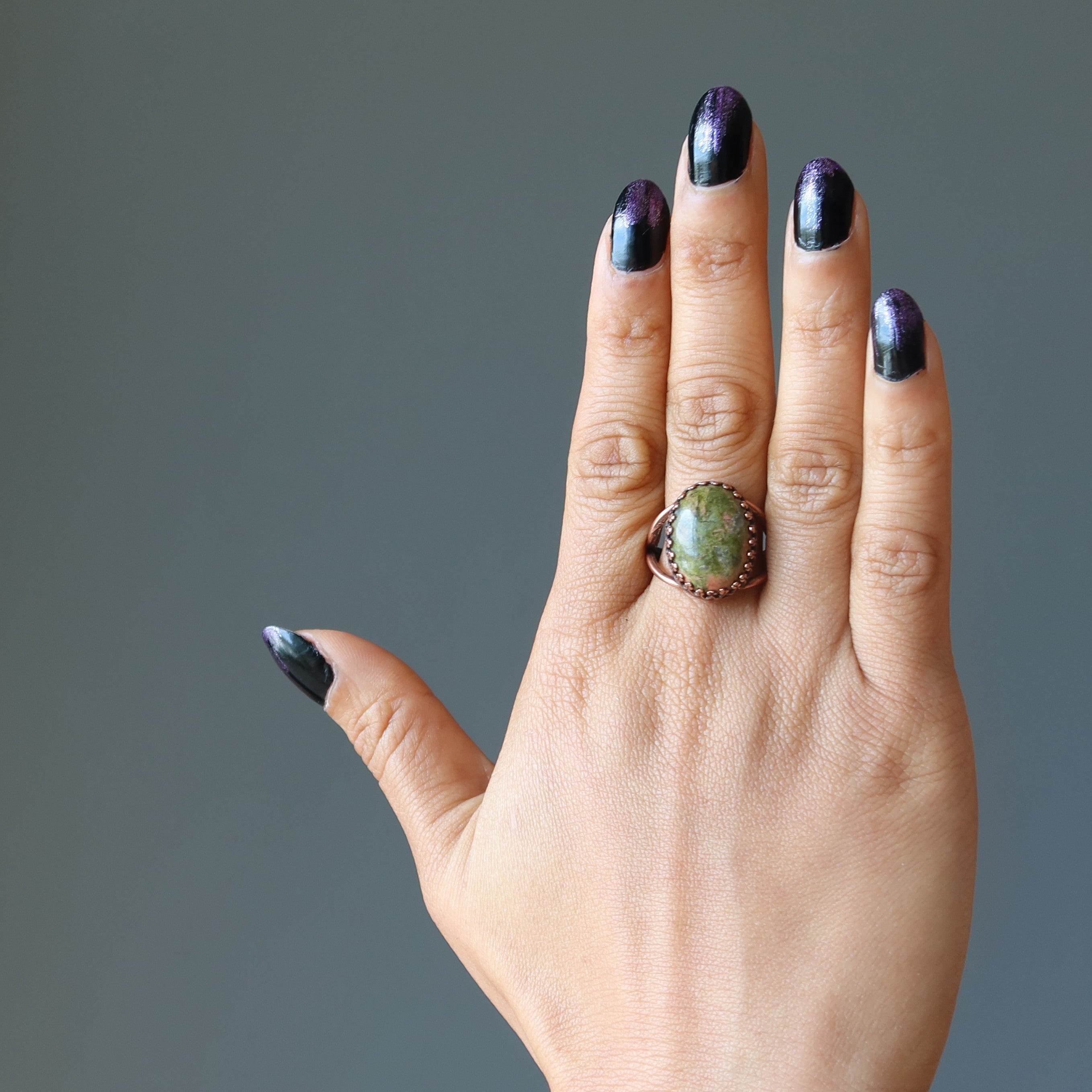 Bague en unakite Planète Terre en cuivre vieilli ajustable