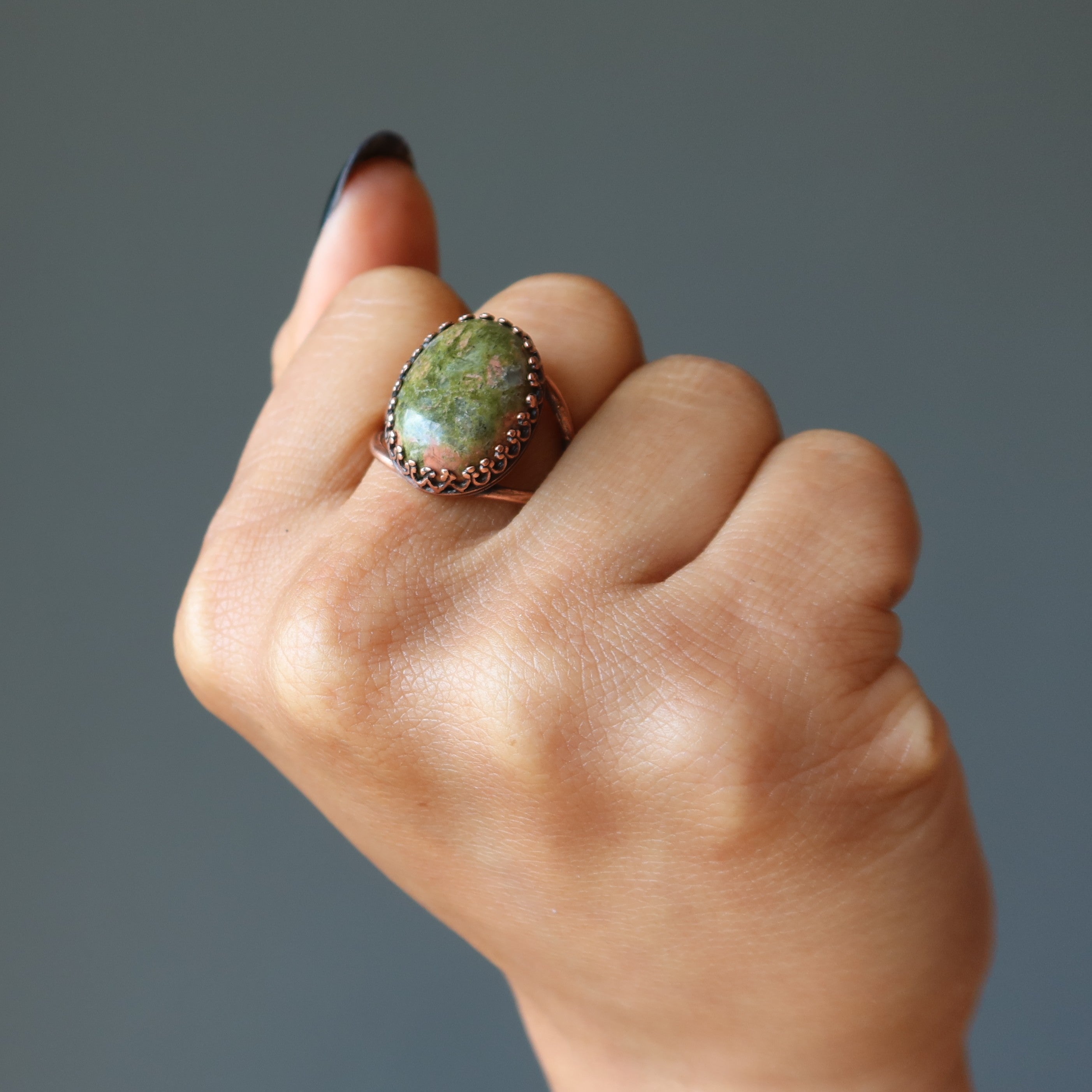 Bague en unakite Planète Terre en cuivre vieilli ajustable