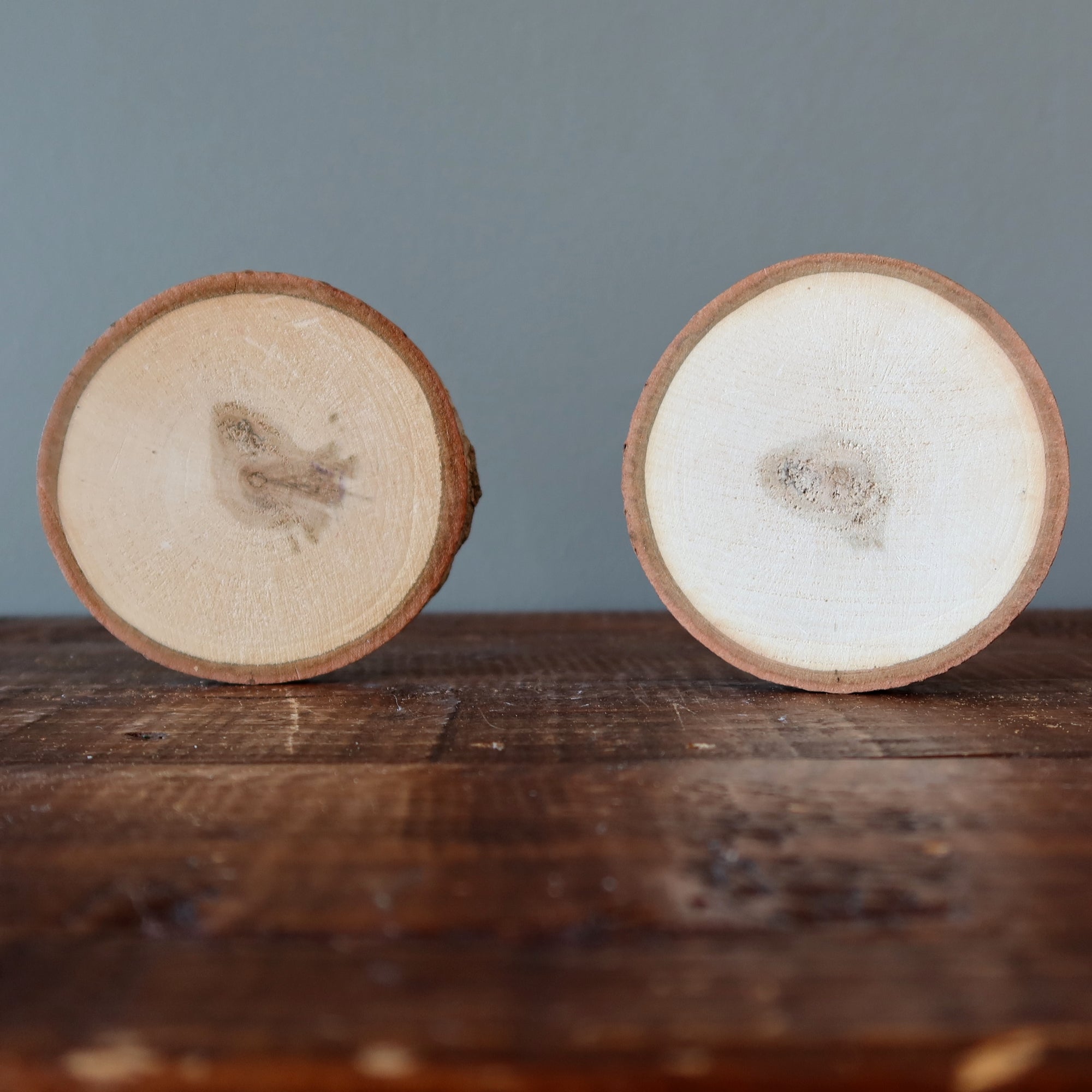 Holz-Ladegerät Paar 2 runde Kristall-Display-Scheiben